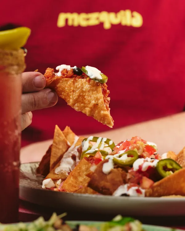 Nachos with cheese sauce